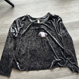 Ava & Viv Velvet Long Sleeve Top - Dark Gray